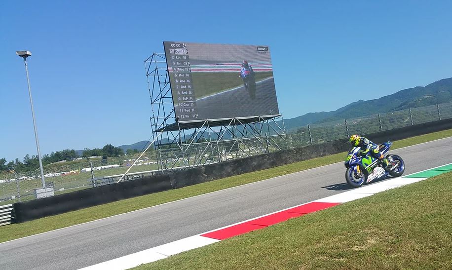 mugello moto gp noleggio ledw wall